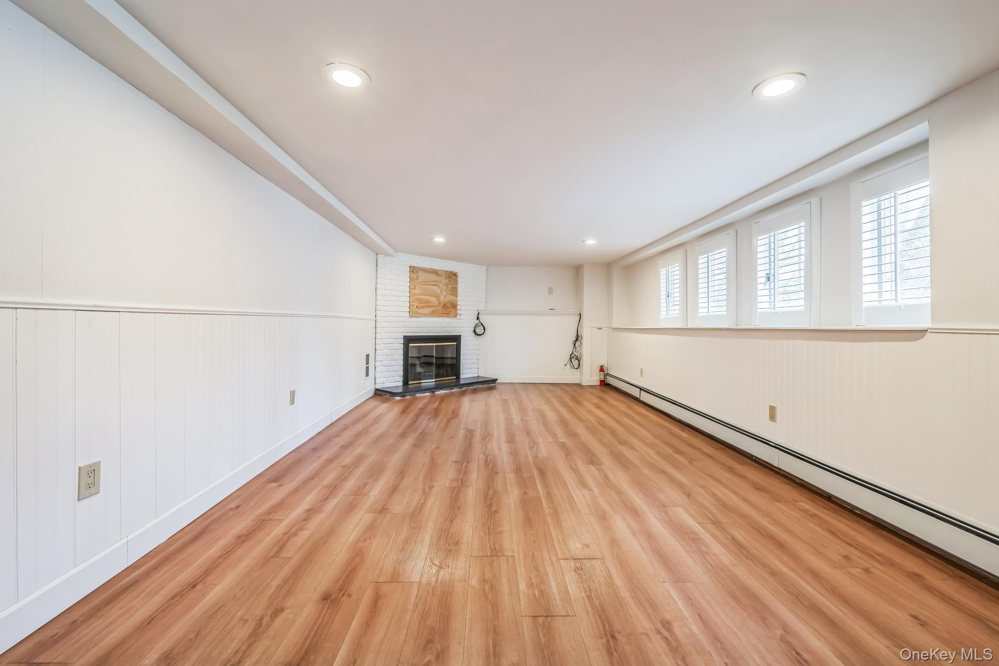 3 Glen Way Cold Spring Harbor, NY 11724 - Photo 28 of 34