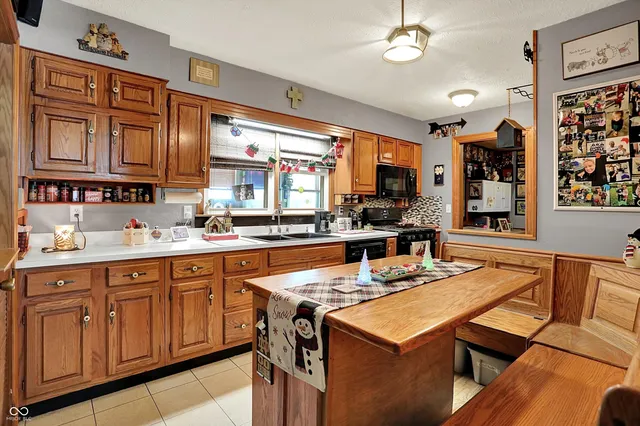 $229,000 | 307 Winfield Street, Greenfield, IN 46140