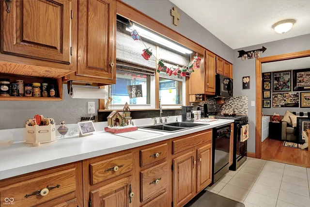 $229,000 | 307 Winfield Street, Greenfield, IN 46140