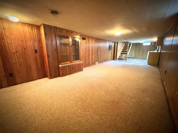 $173,500 | 1103 Amelia Avenue, Albert Lea, MN 56007