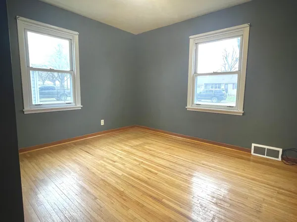 $173,500 | 1103 Amelia Avenue, Albert Lea, MN 56007