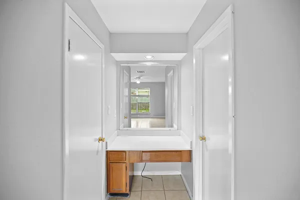 $1,895 | 6214 Gladewell Drive, Houston, TX 77072