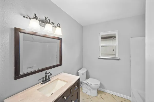 $1,895 | 6214 Gladewell Drive, Houston, TX 77072