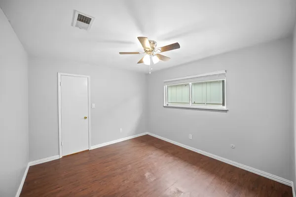 $1,895 | 6214 Gladewell Drive, Houston, TX 77072