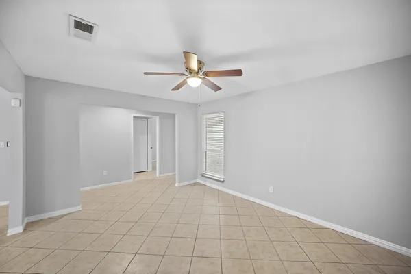 $1,895 | 6214 Gladewell Drive, Houston, TX 77072