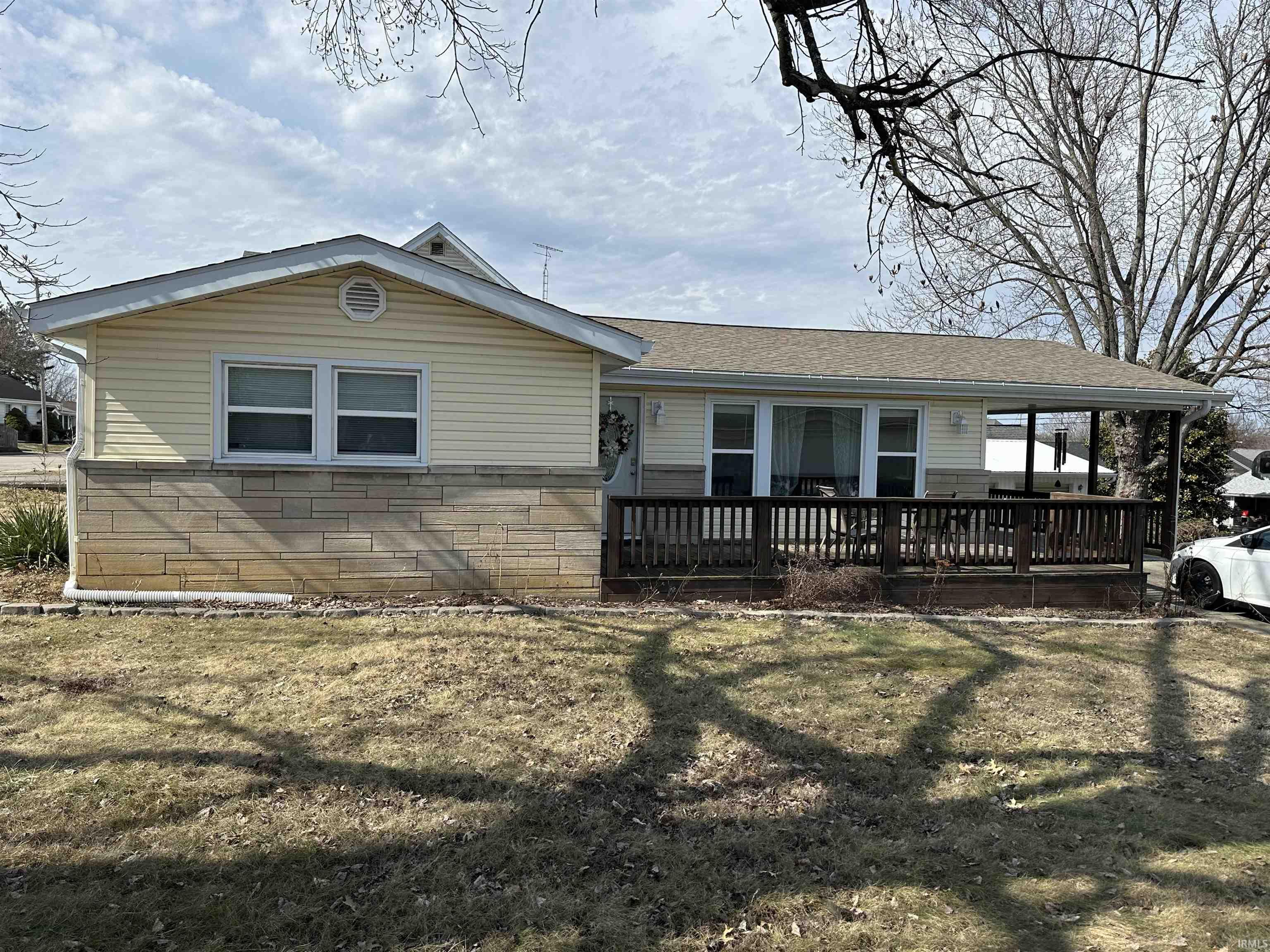 1815 P Street Bedford, IN 47421 - Photo 1 of 32 Gallery Image 1
