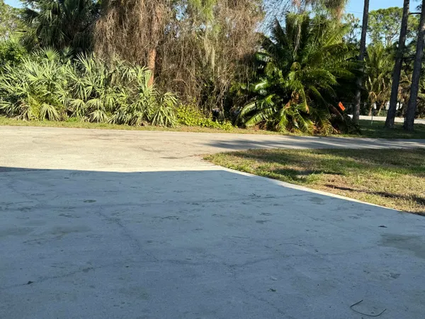 $680,000 | 15515 94th Street North, The Acreage, FL 33412