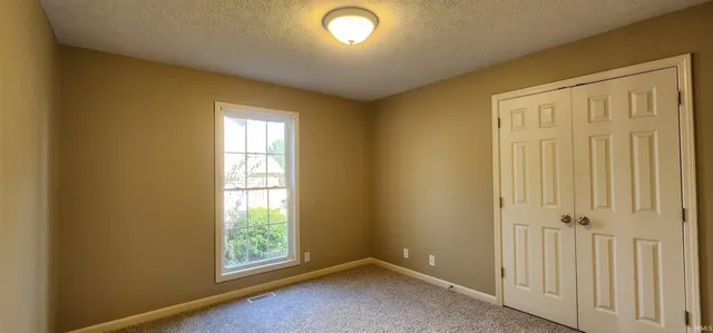 $389,900 | 2807 Langston Drive, Evansville, IN 47725