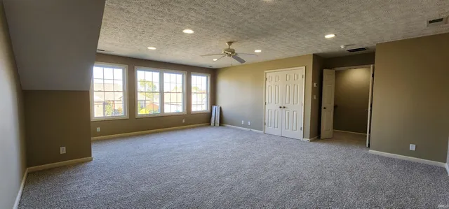 $389,900 | 2807 Langston Drive, Evansville, IN 47725