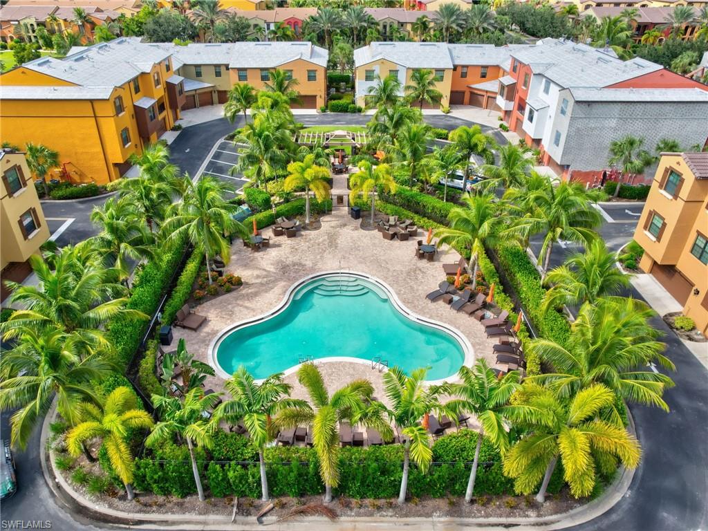 9066 Albion Lane North, Unit 5103 Naples, FL 34113 - Photo 34 of 40 a view of a garden