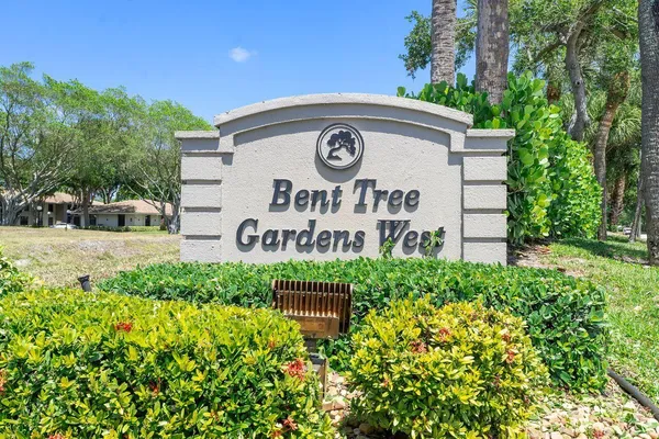 $239,000 | 9960 Pineapple Tree Drive, Unit 107, Boynton Beach, FL 33436