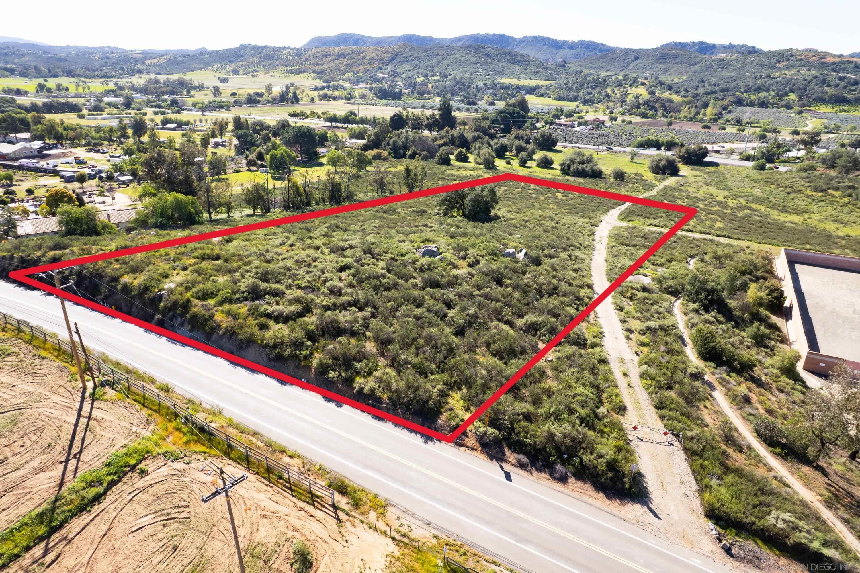 2 Vesper Road Valley Center, CA 92082 - Photo 6 of 7 a view of a city