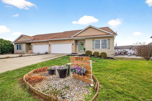 $425,000 | 1559 West Petal Court, Bloomington, IN 47403