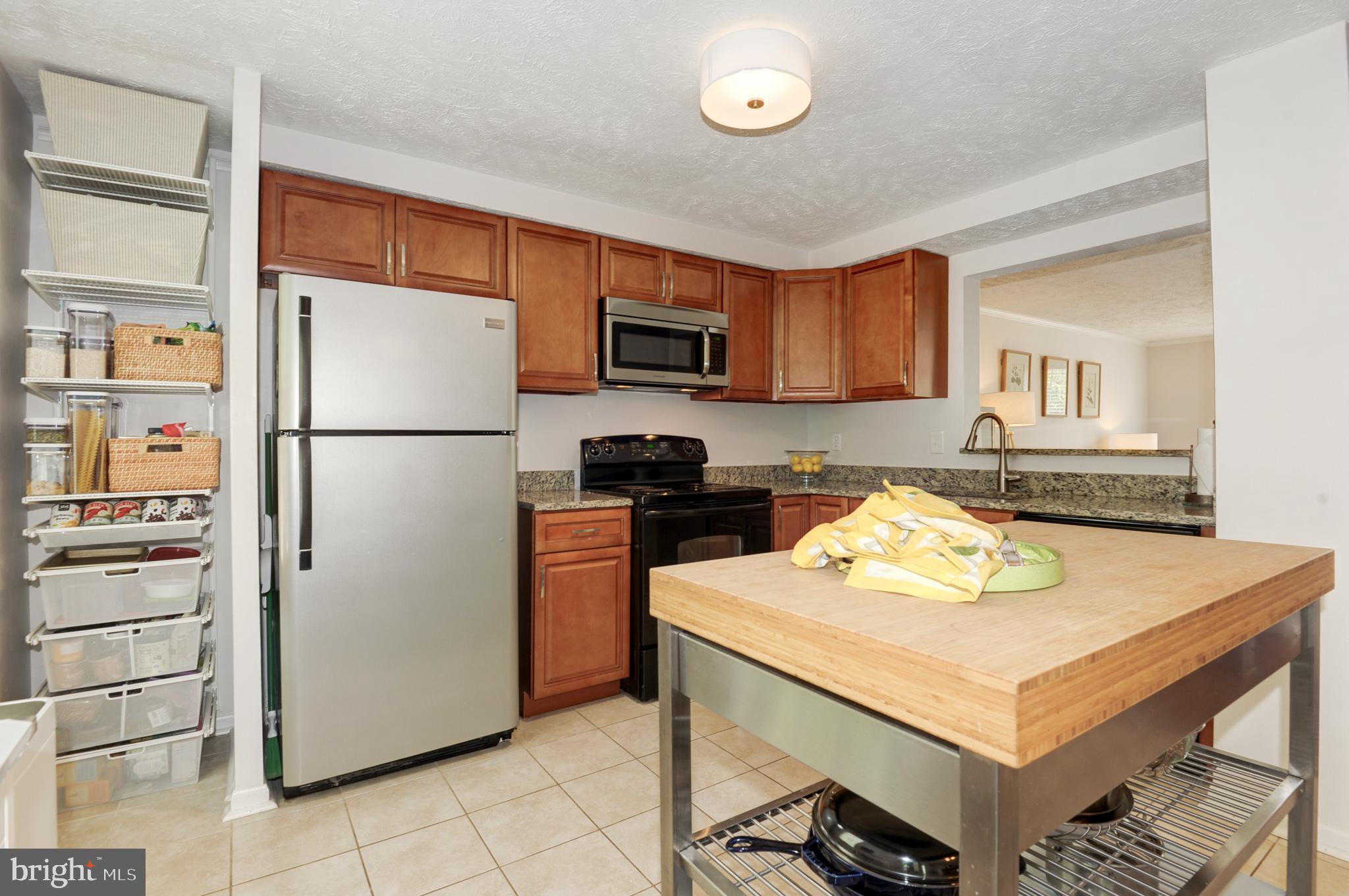 1558 Autumn Ridge Circle Reston, VA 20194 - Photo 16 of 46 Gallery Image 16