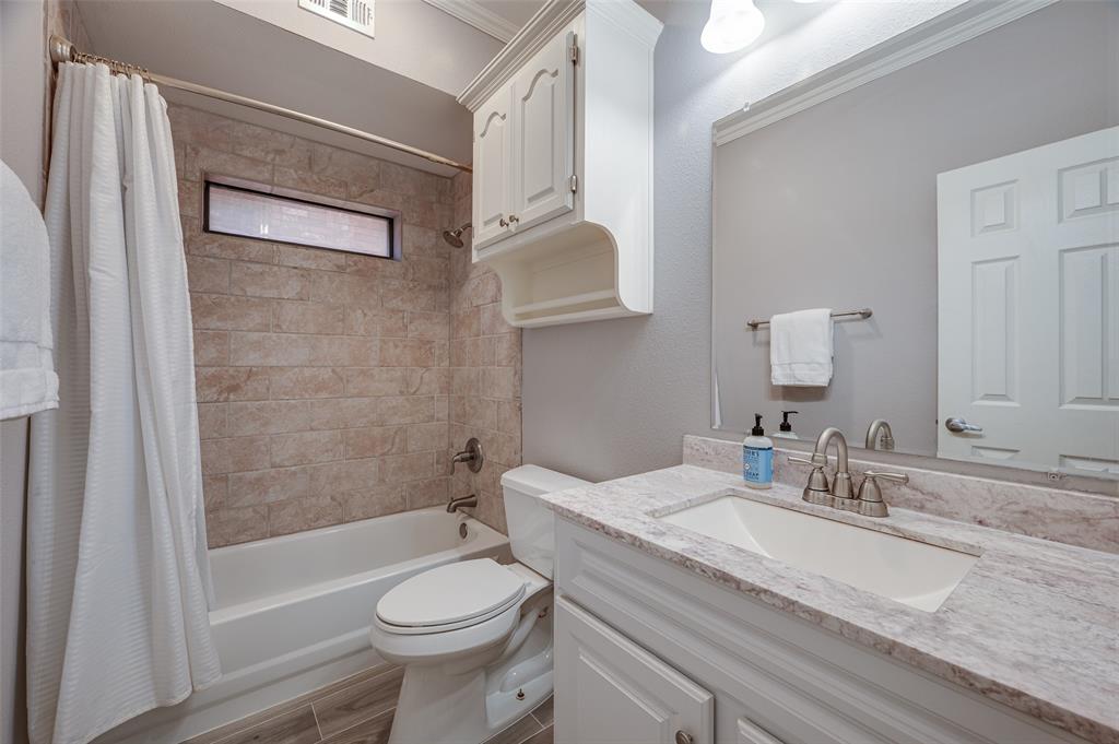 17060 Upper Bay Road Addison, TX 75001 - Photo 17 of 36 Downstairs bath