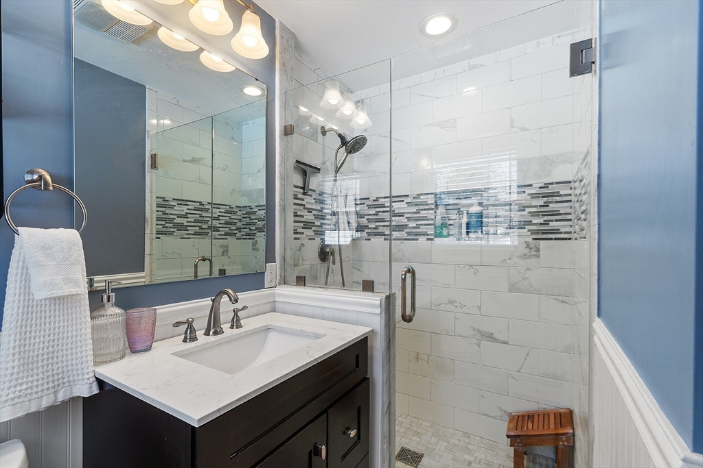 37 Chandler Road Andover, MA 01810 - Photo 19 of 37 Gallery Image 19
