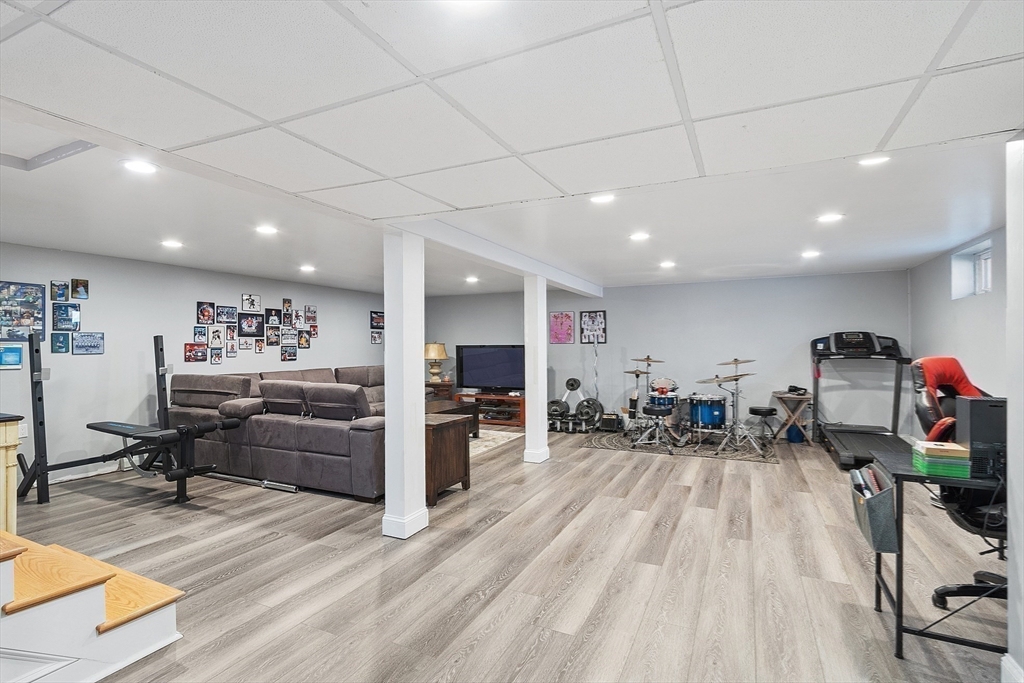 37 Chandler Road Andover, MA 01810 - Photo 23 of 37 Gallery Image 23