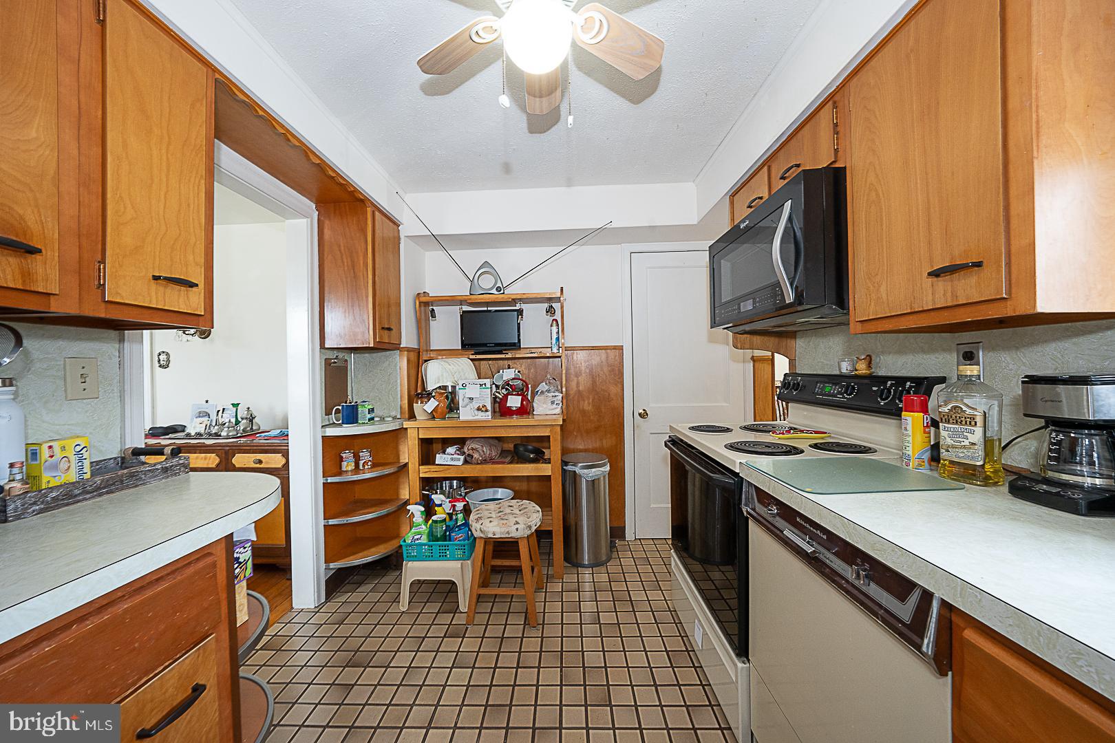 1504 Wynnewood Road Ardmore, PA 19003 - Photo 8 of 29