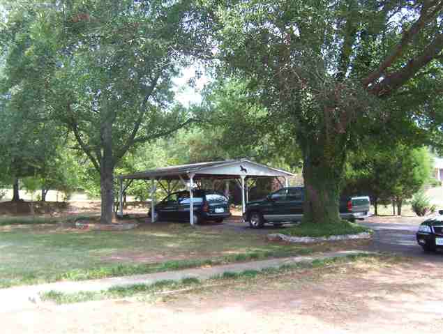 251 Hood Road Greenville, SC 29611 - Photo 4 of 8