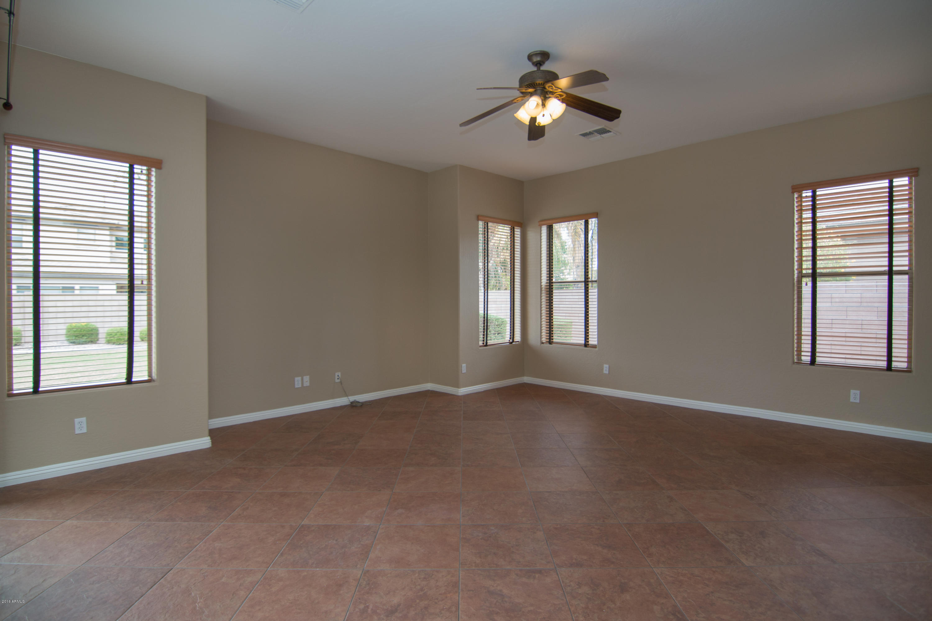 716 East Hopkins Road Gilbert, AZ 85295 - Photo 18 of 51 Family Room