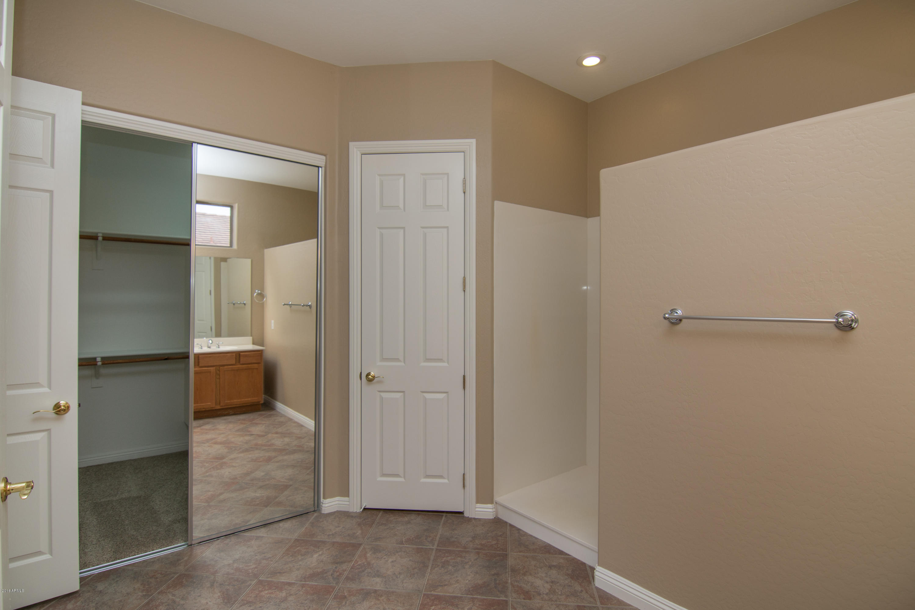 716 East Hopkins Road Gilbert, AZ 85295 - Photo 25 of 51 Master Bath