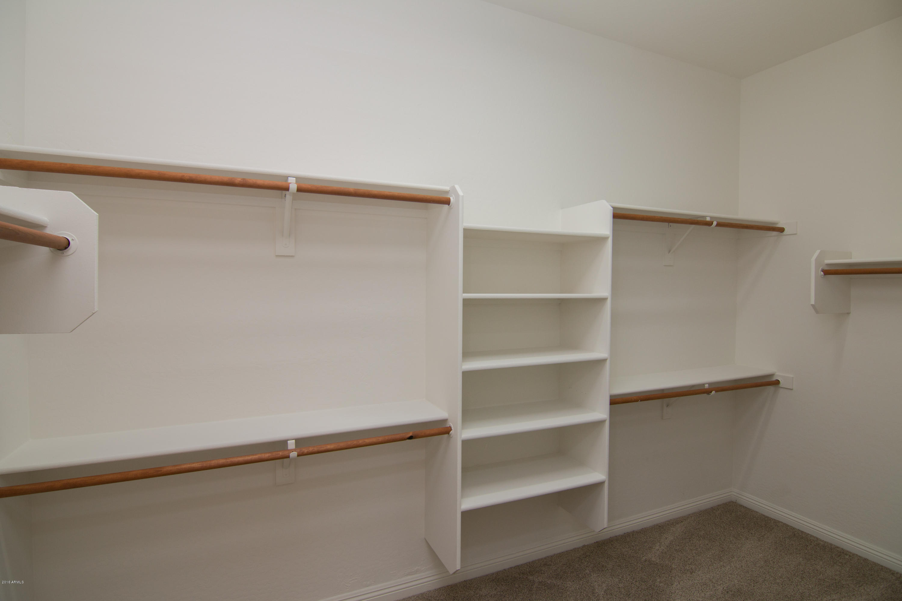 716 East Hopkins Road Gilbert, AZ 85295 - Photo 27 of 51 Master Closet