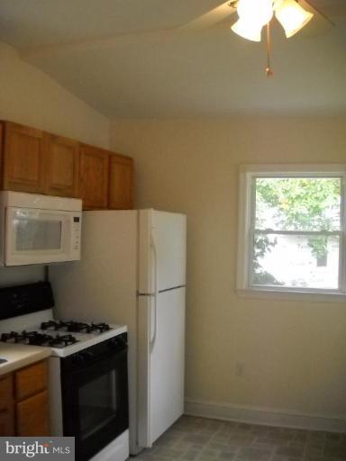 16 Edmondson Ridge Road Catonsville, MD 21228 - Photo 12 of 22 Kitchen #3