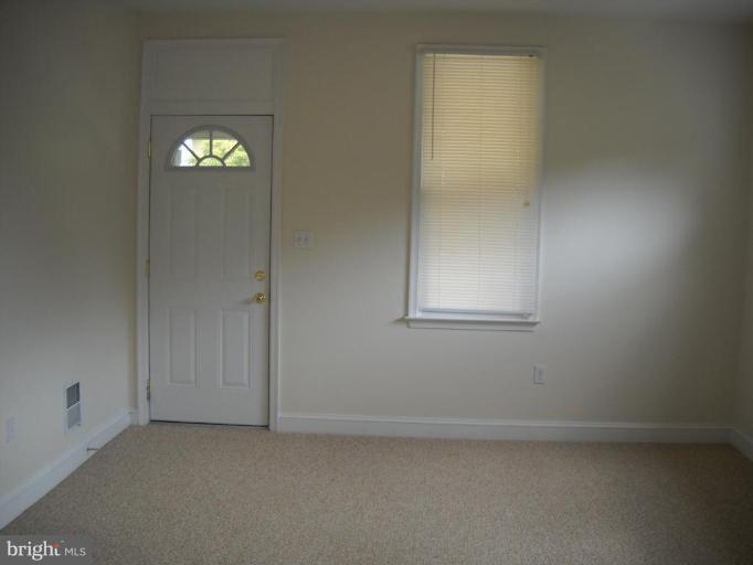 16 Edmondson Ridge Road Catonsville, MD 21228 - Photo 14 of 22 Living Room #2