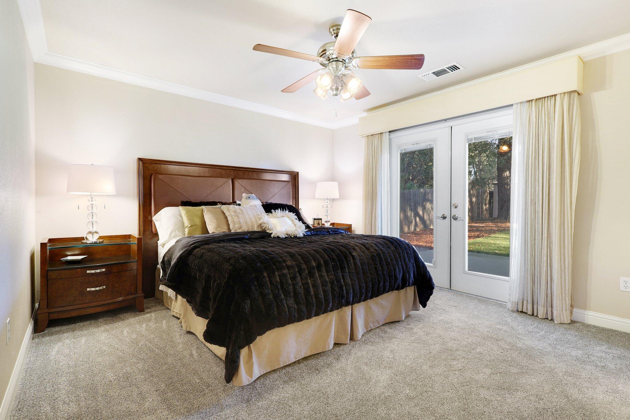 3375 Lawrence Road Redding, CA 96002 - Photo 15 of 46 a bedroom with a bed and a closet