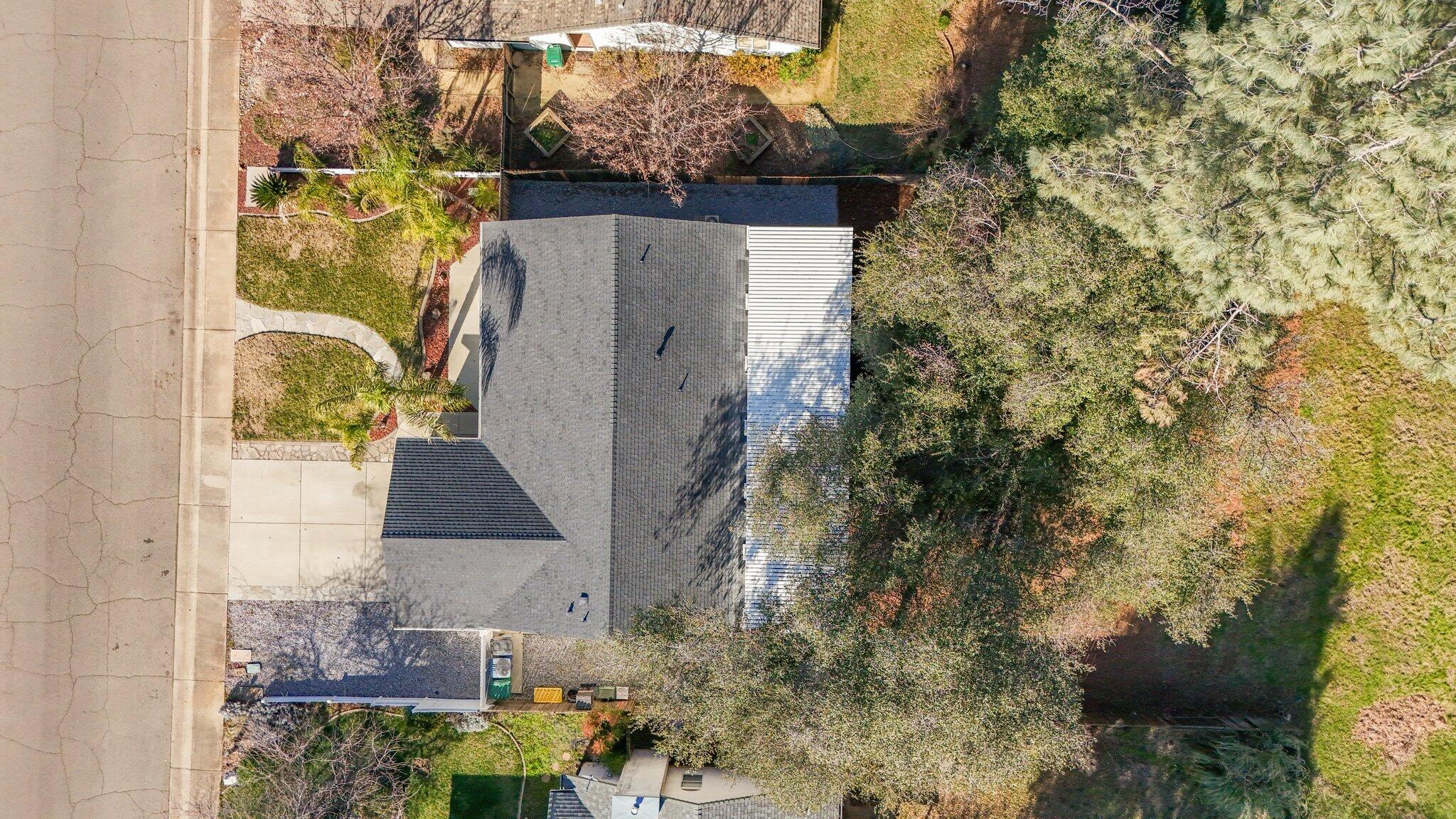 3375 Lawrence Road Redding, CA 96002 - Photo 24 of 46