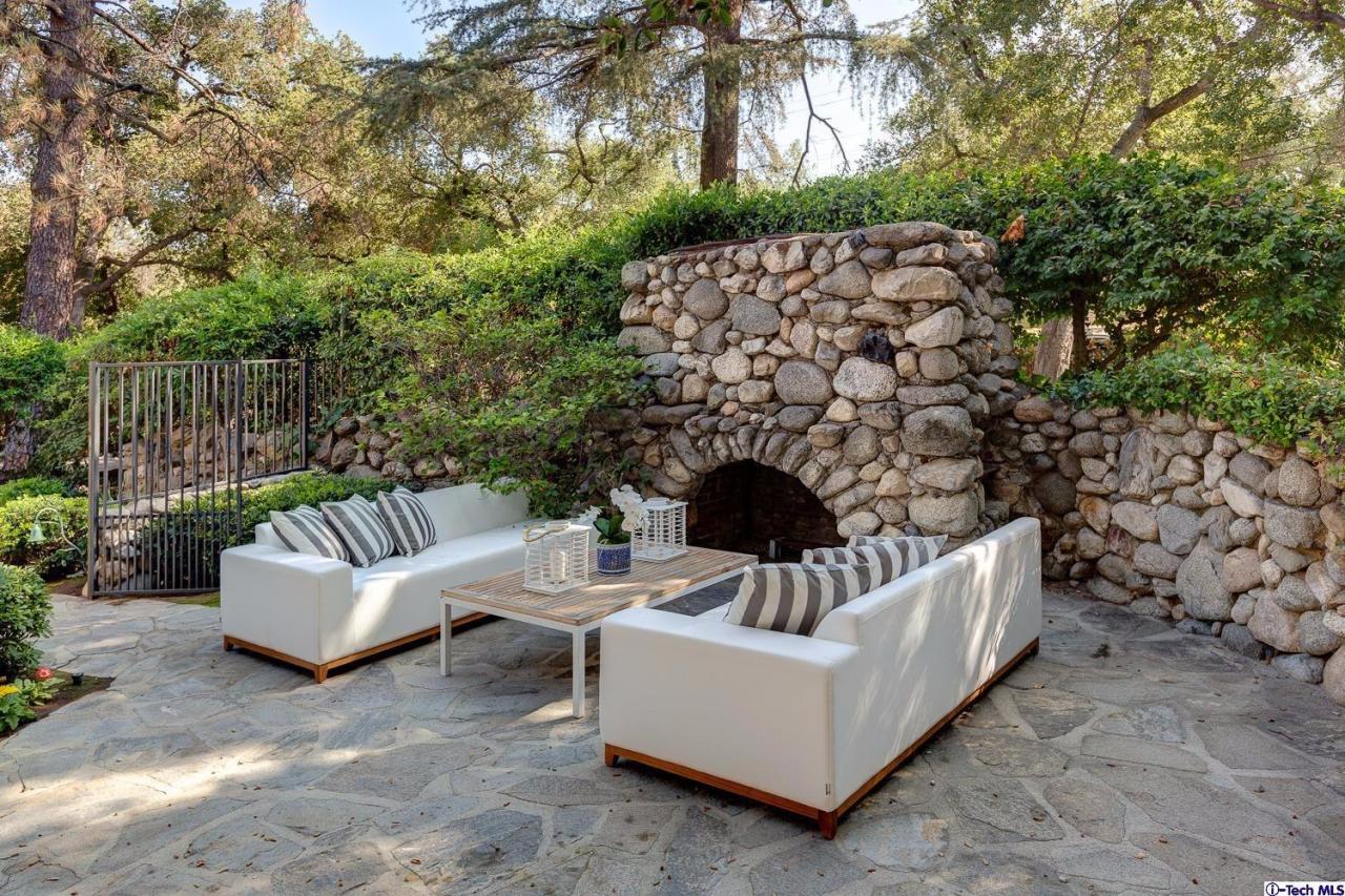 2388 North Altadena Drive Altadena, CA 91001 - Photo 23 of 32 Additional Photo