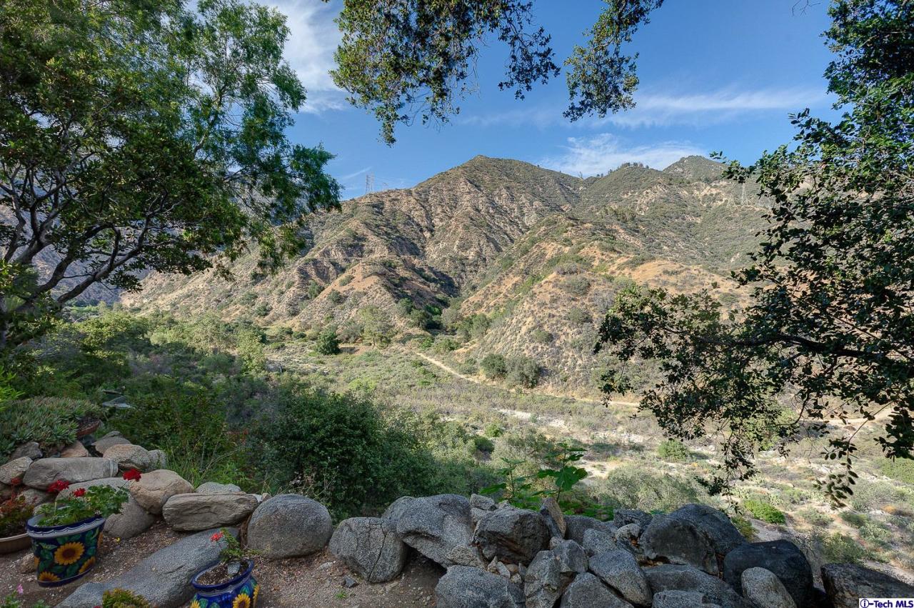 2388 North Altadena Drive Altadena, CA 91001 - Photo 26 of 32 Additional Photo