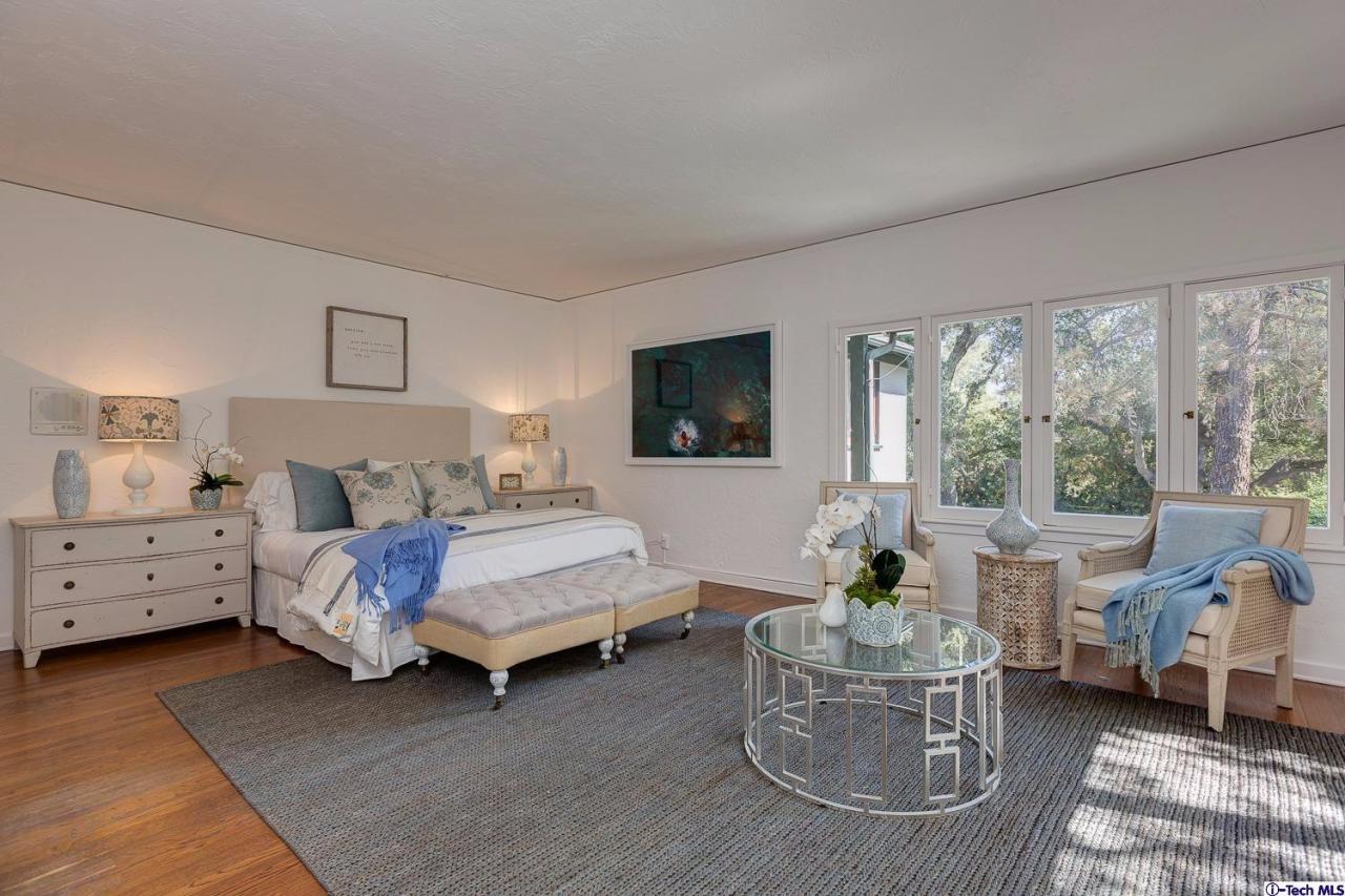 2388 North Altadena Drive Altadena, CA 91001 - Photo 5 of 32 Additional Photo