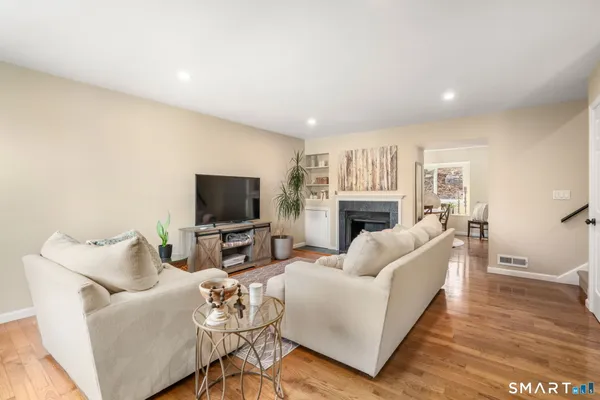 $419,900 | 45 Country Place, Unit 45, Shelton, CT 06484