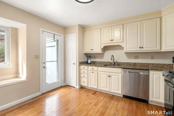 $419,900 | 45 Country Place, Unit 45, Shelton, CT 06484