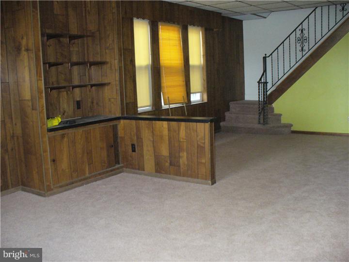 1116 Exeter Street Reading, PA 19604 - Photo 5 of 16