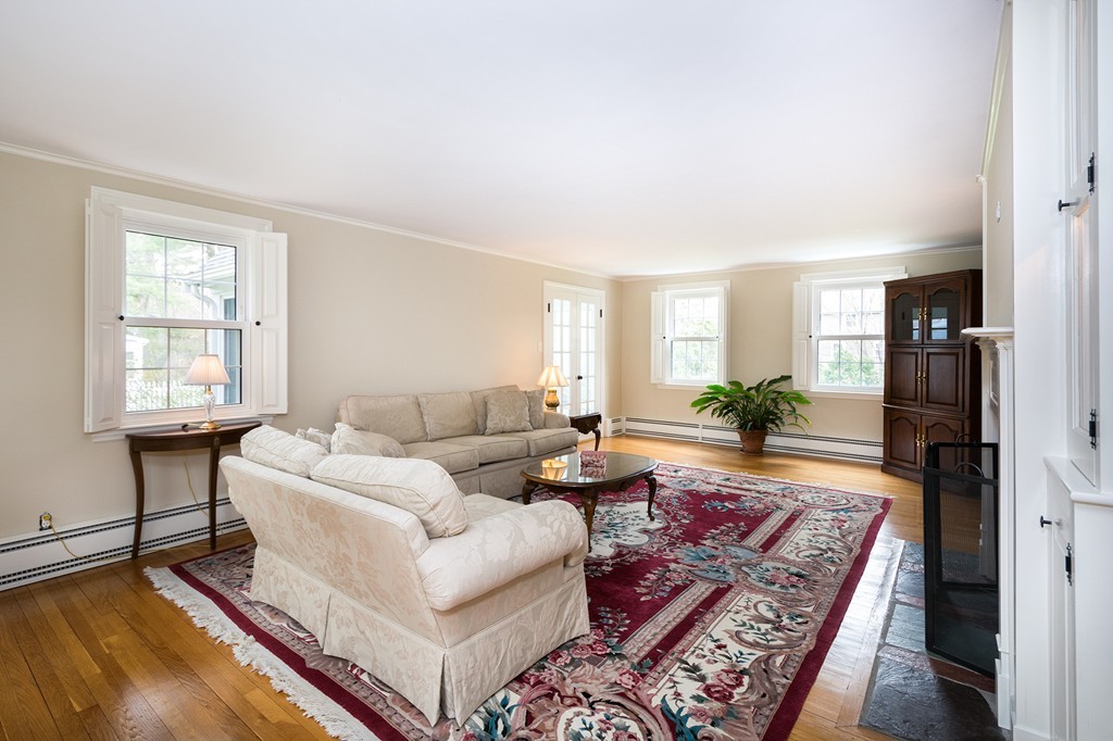 16 Pilgrim Road Hingham, MA 02043 - Photo 11 of 28 Gallery Image 11