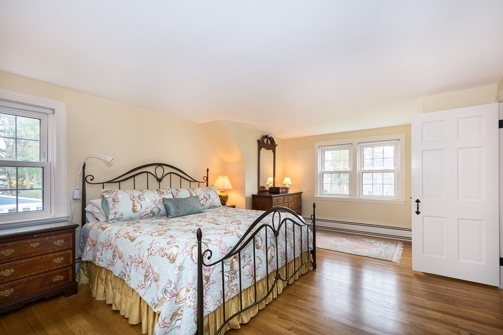 16 Pilgrim Road Hingham, MA 02043 - Photo 16 of 28 Gallery Image 16