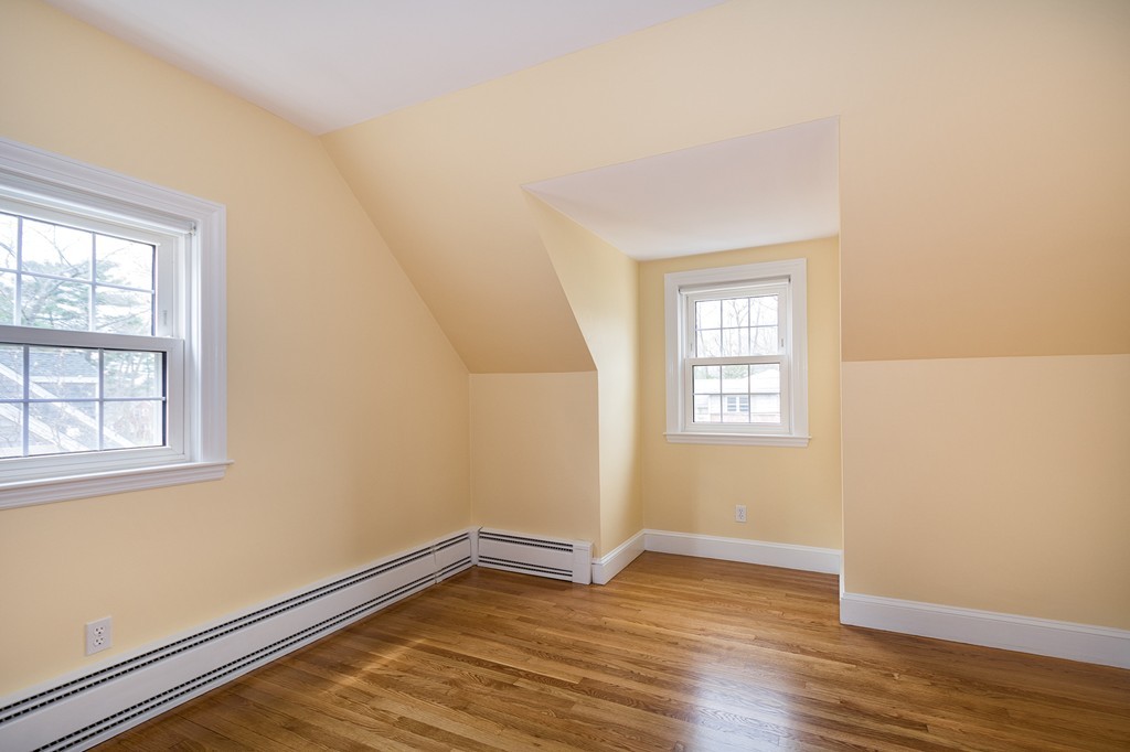 16 Pilgrim Road Hingham, MA 02043 - Photo 22 of 28 Gallery Image 22