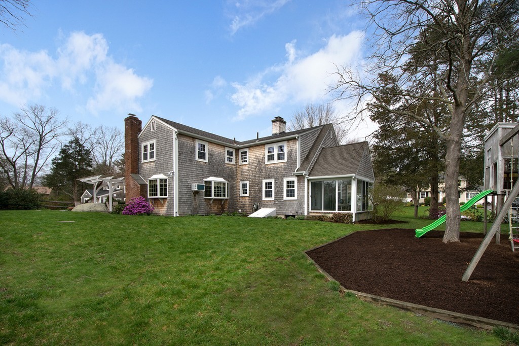 16 Pilgrim Road Hingham, MA 02043 - Photo 27 of 28 Gallery Image 27
