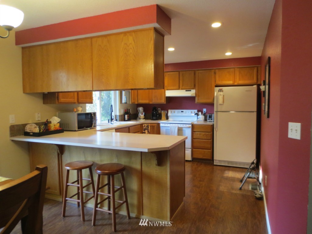 11624 Wicks Lake Road Southwest Port Orchard, WA 98367 - Photo 4 of 15 Gallery Image 4