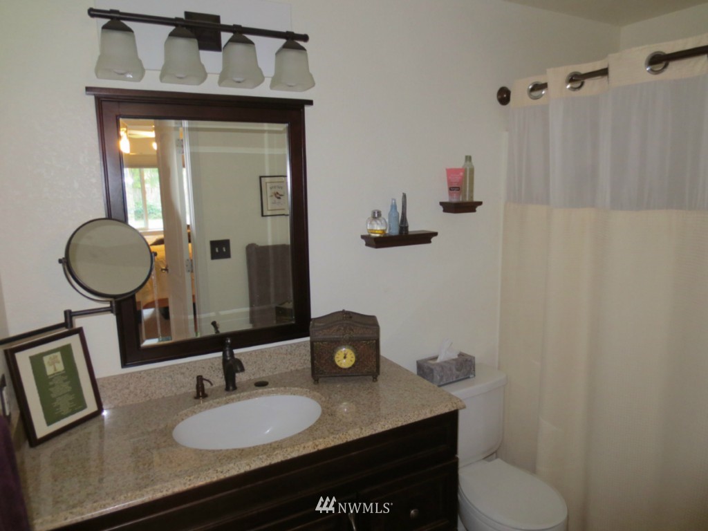 11624 Wicks Lake Road Southwest Port Orchard, WA 98367 - Photo 8 of 15 Gallery Image 8