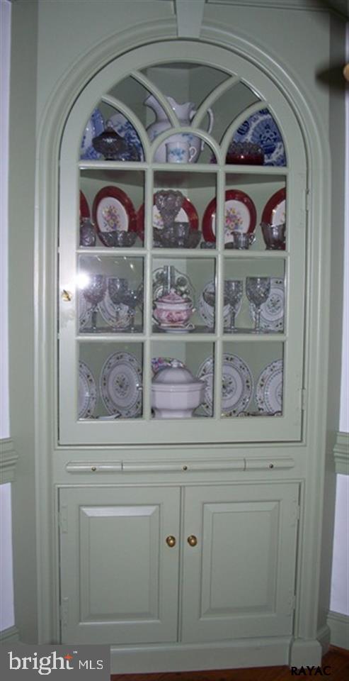 2239 Linden Road York, PA 17408 - Photo 11 of 35 Gallery Image 11