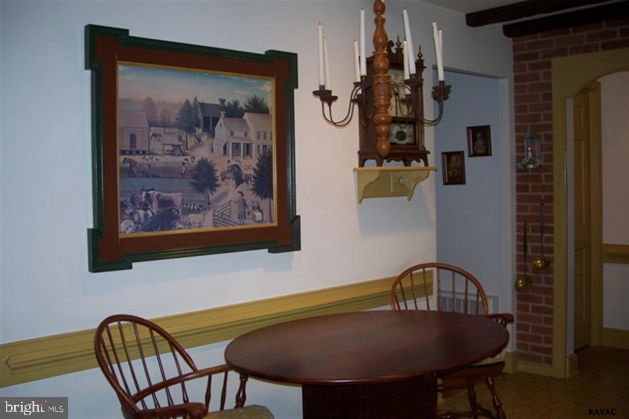 2239 Linden Road York, PA 17408 - Photo 15 of 35 Gallery Image 15