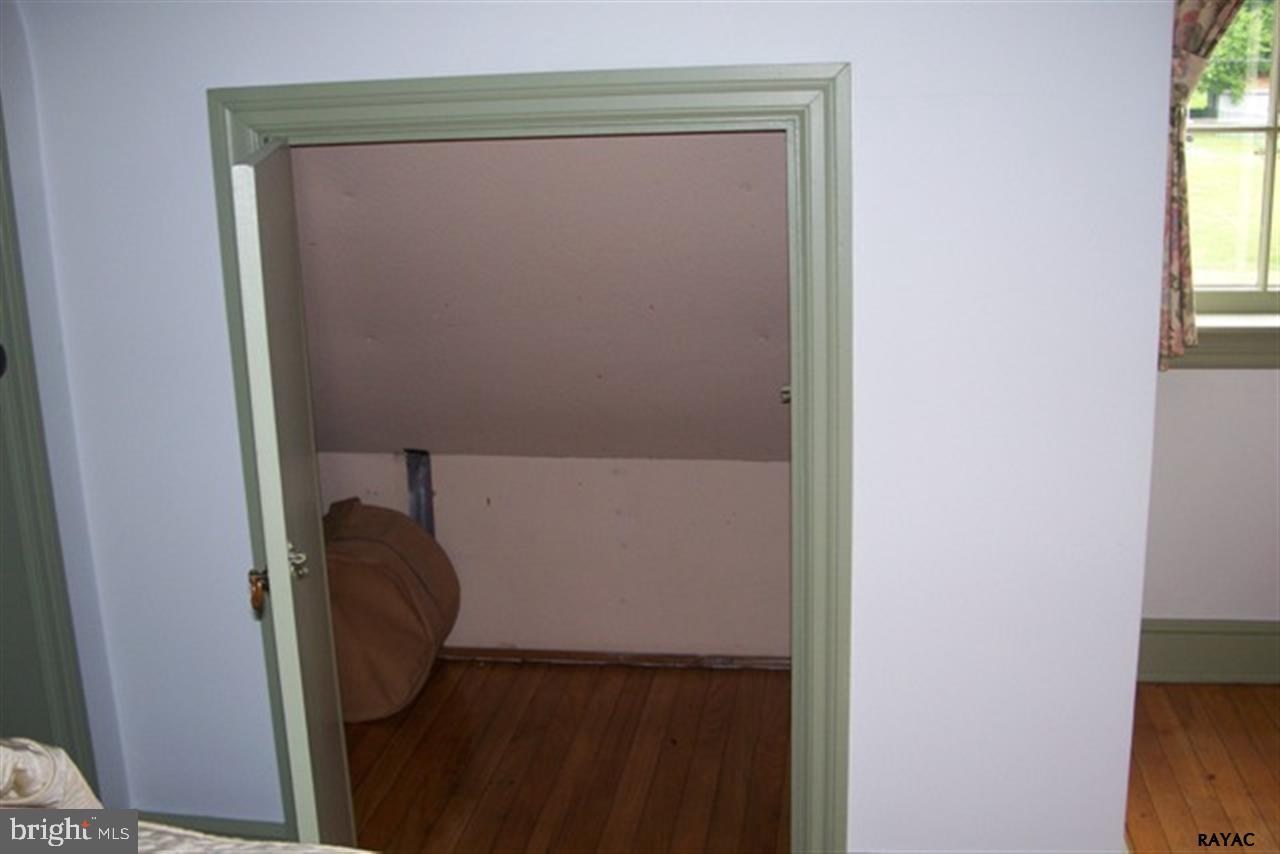 2239 Linden Road York, PA 17408 - Photo 27 of 35 Gallery Image 27