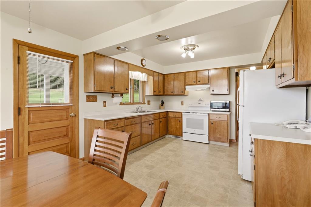 587 Flatwoods Road Vanderbilt, PA 15486 - Photo 10 of 50 Gallery Image 10