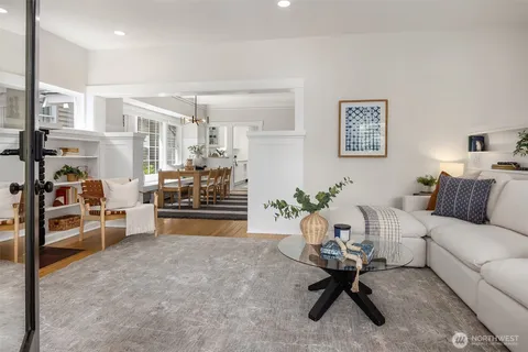 $1,375,000 | 2537 2nd Avenue West, Seattle, WA 98119