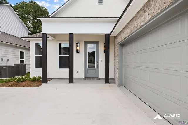 $375,990 | 25287 Burlington Drive, Denham Springs, LA 70726