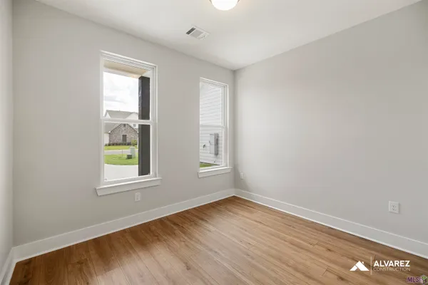 $375,990 | 25287 Burlington Drive, Denham Springs, LA 70726