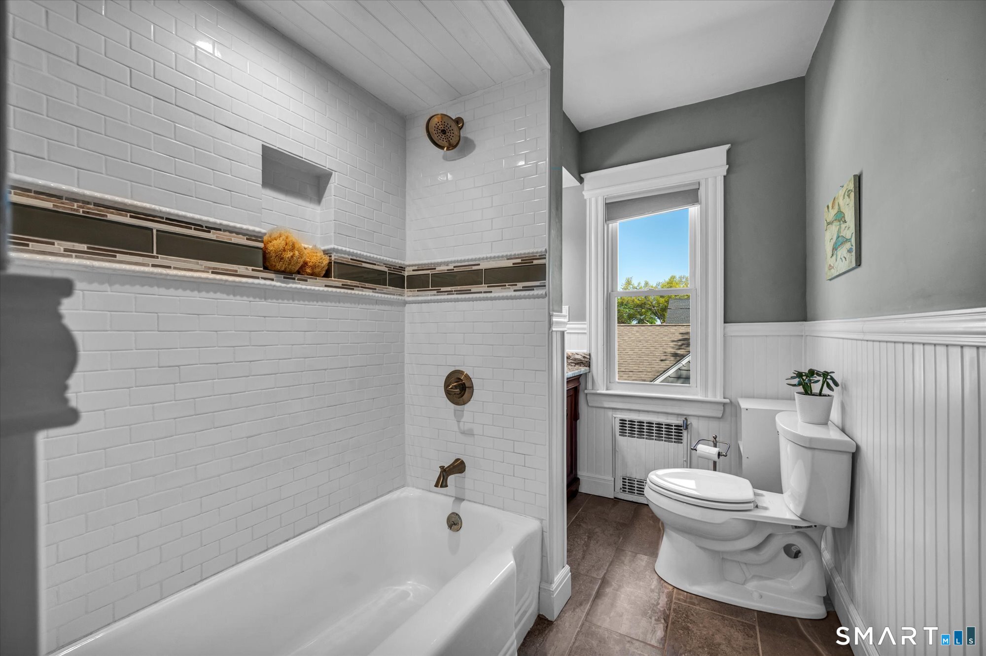 52 Stuart Street Newington, CT 06111 - Photo 24 of 33 View of the full bathroom
